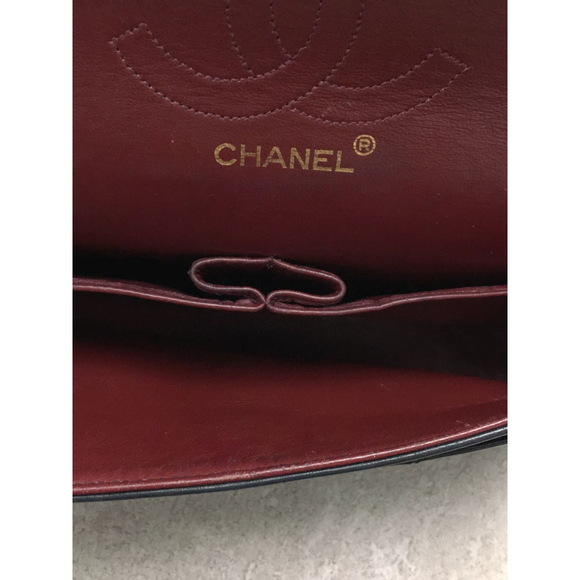 Chanel Matelasse Leather Chain Shoulder Bag - Picture 6 of 6